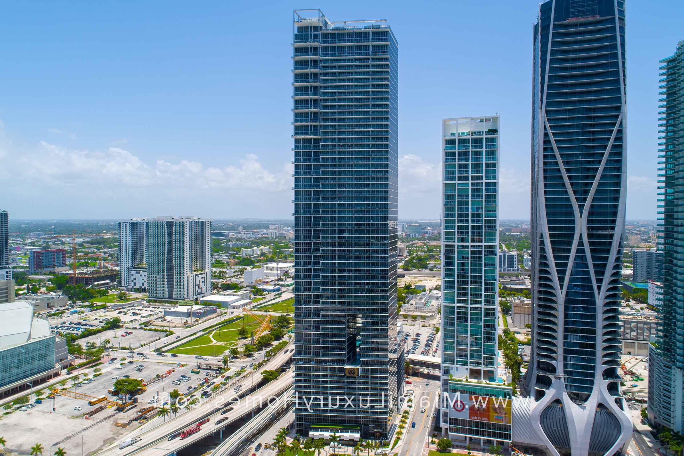 Marquis Condo Building in Downtown Miami