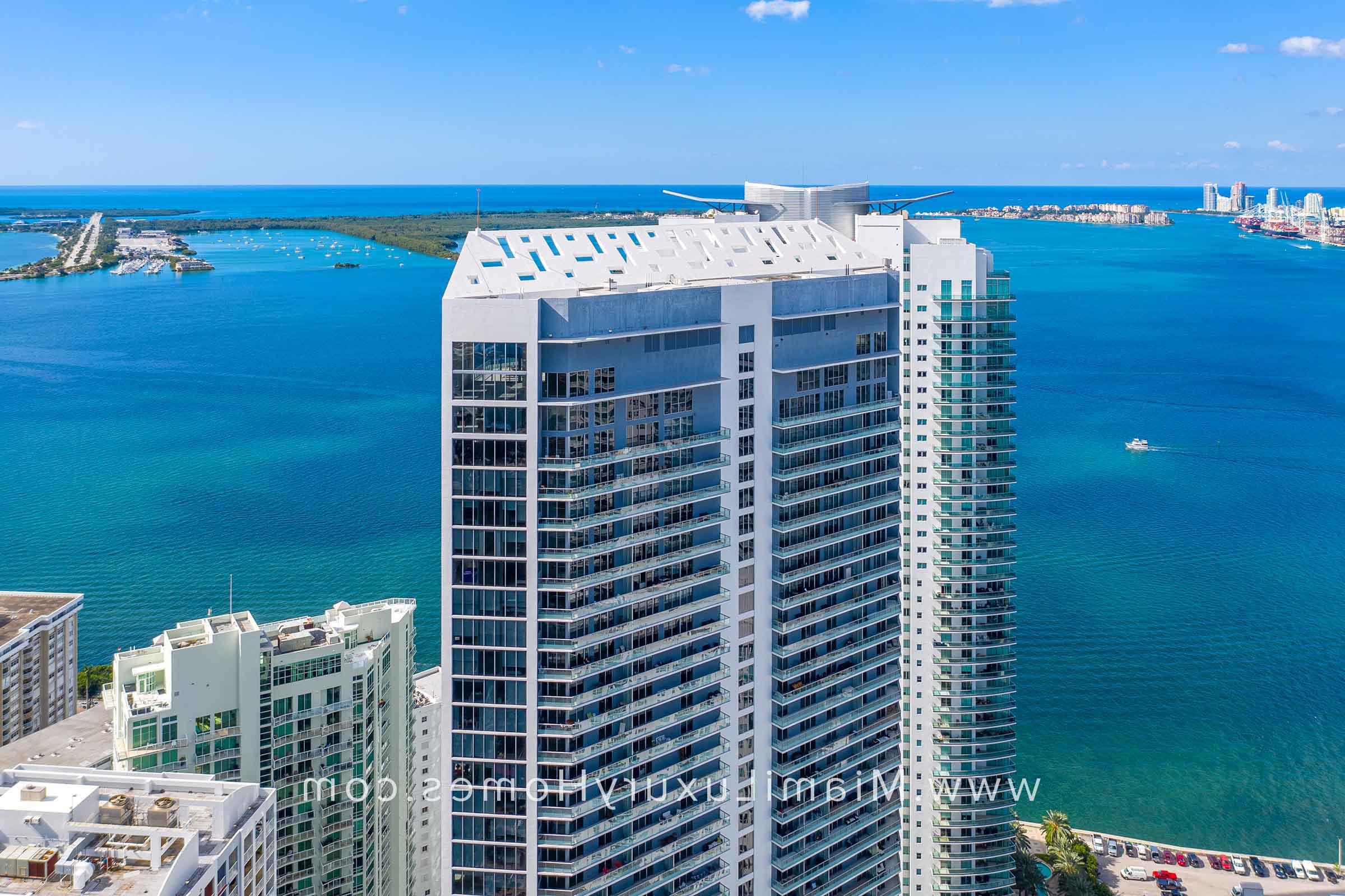 Brickell House Condo Building in Miami